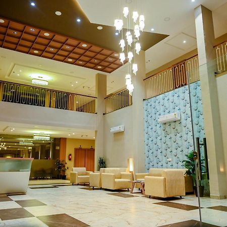 Hotel Maa Bhagwati Palace Khandwa 외부 사진